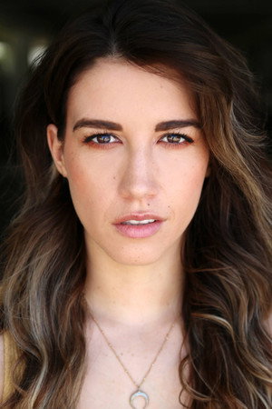 Cover image for Alexandra Nell