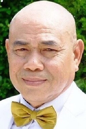 Cover image for Puang Kaewprasert