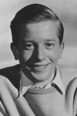 Cover image for Andrew Ray