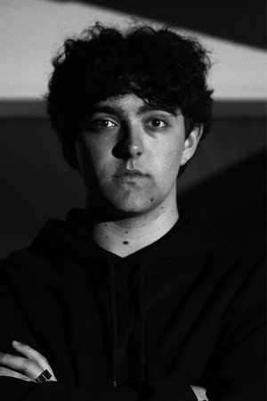 Cover image for Ashton Pulis
