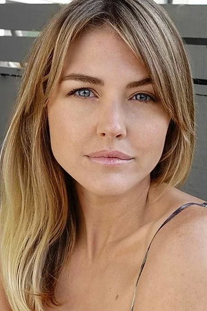 Cover image for Amanda Simons