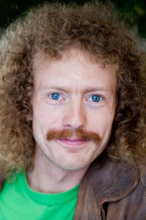 Cover image for Calder Holbrook