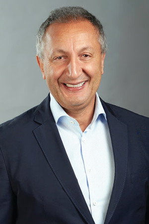 Cover image for Isaac Larian