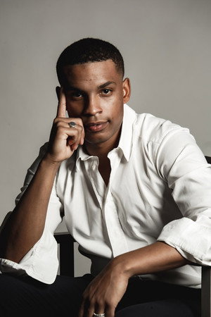 Cover image for Haroun Fall