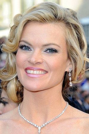 Cover image for Missi Pyle