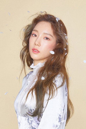 Cover image for 태연