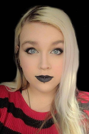 Cover image for Kelsey Livengood