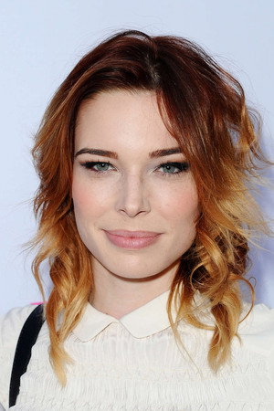 Cover image for Chloe Dykstra