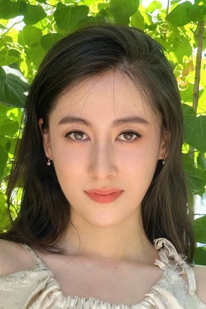 Cover image for Yan Luo