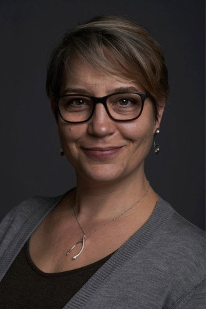 Cover image for Tamara Deverell