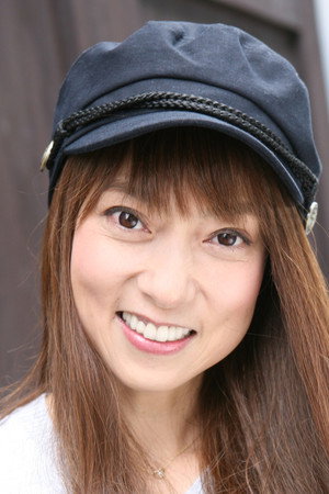 Cover image for 宮村優子