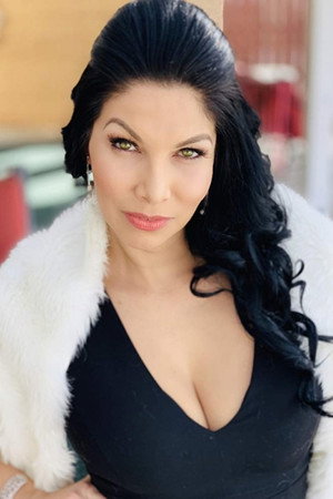 Cover image for Crystal Santos