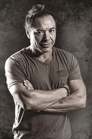 Cover image for Justo Dieguez