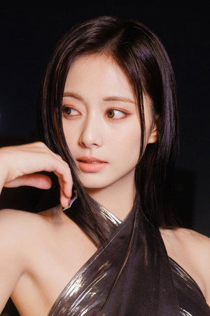 Cover image for 쯔위