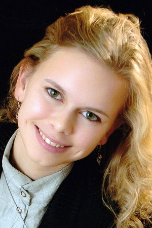 Cover image for Анастасия Зюркалова
