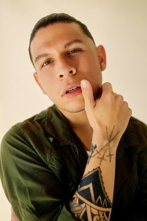 Cover image for Armando Cruz