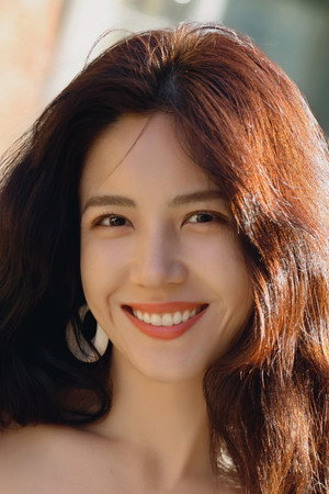 Cover image for 夏若妍