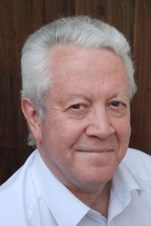 Cover image for Paul Bentley