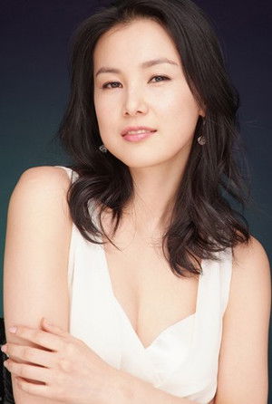 Cover image for Lee Ji-hyeon