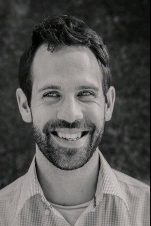 Cover image for Bryden Elliott DiGennaro