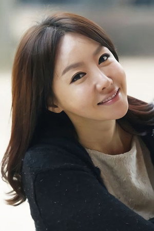 Cover image for Hee-jeong