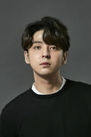 Cover image for 김기범