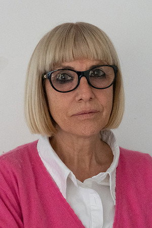 Cover image for Julia Juániz