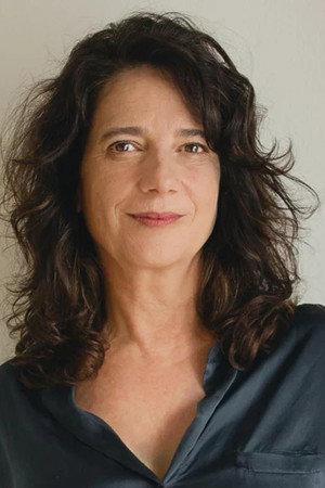 Cover image for Begoña Caparros