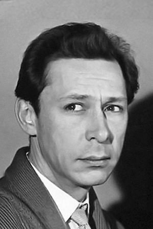 Cover image for Олег Ефремов