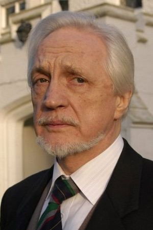 Cover image for Edward Petherbridge