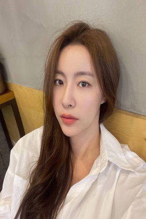Cover image for Jeong Seo-ha