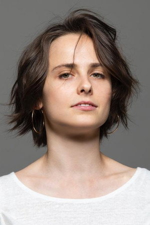 Cover image for Pauline Chalamet