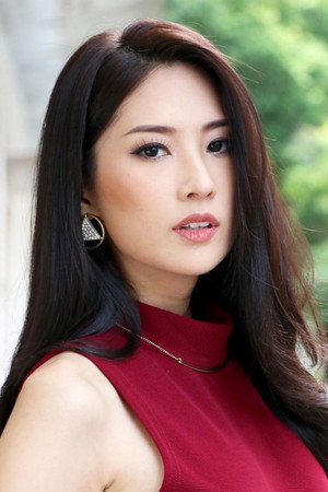 Cover image for สิรินทร์ ก่อเกียรติ
