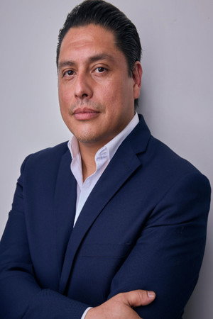 Cover image for Gabriel Guillen