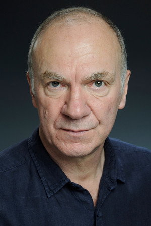 Cover image for Derek Hutchinson