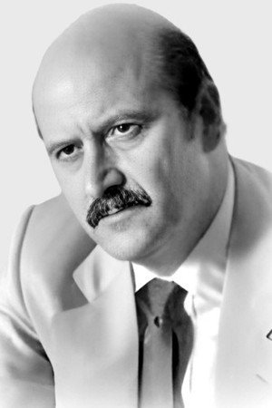 Cover image for Agustín González