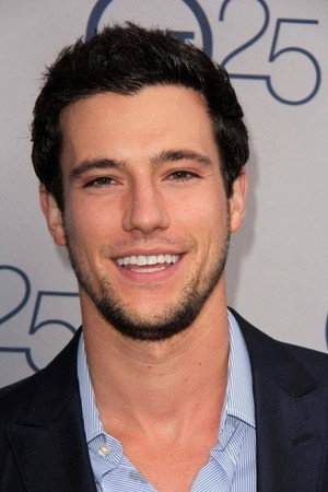 Cover image for Drew Roy
