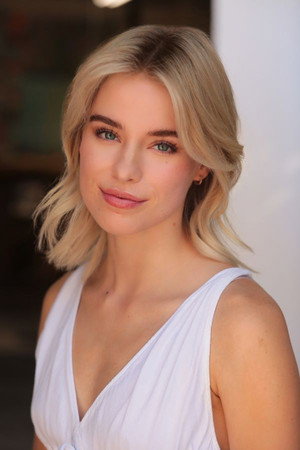 Cover image for Elle Chapman