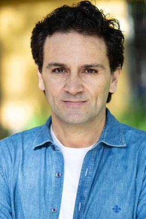Cover image for Douglas Simon