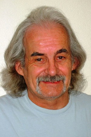 Cover image for Steve Saunders