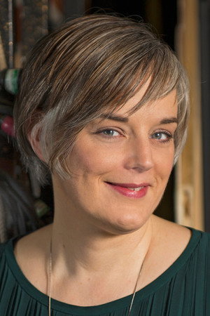 Cover image for Lucy Carter