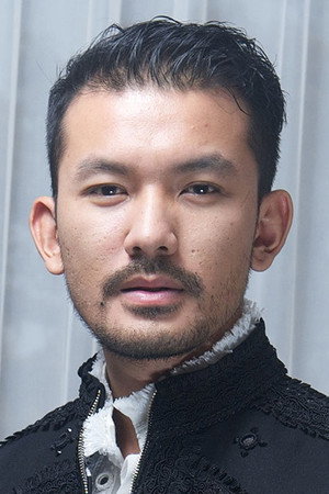 Cover image for Rio Dewanto
