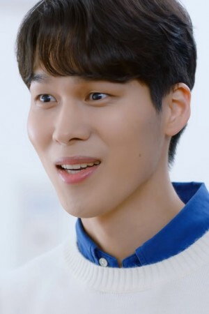 Cover image for Lee Ki-hyun