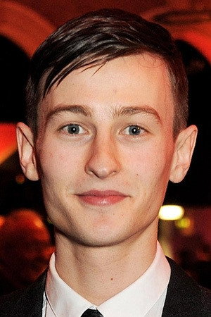 Cover image for Elliott Tittensor