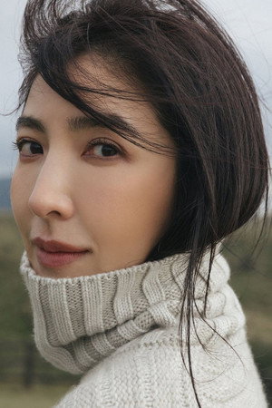 Cover image for 楊謹華