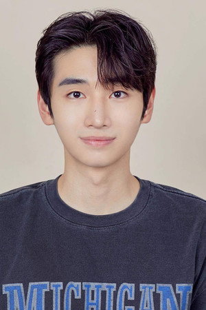 Cover image for Lee Ji Oh