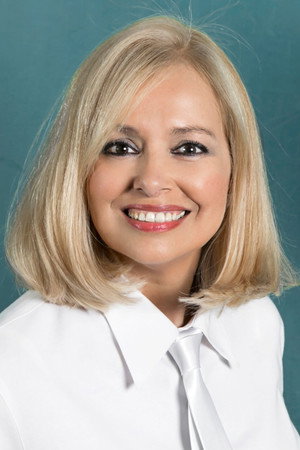 Cover image for Emma Ozores