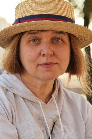 Cover image for Larisa Konnikova