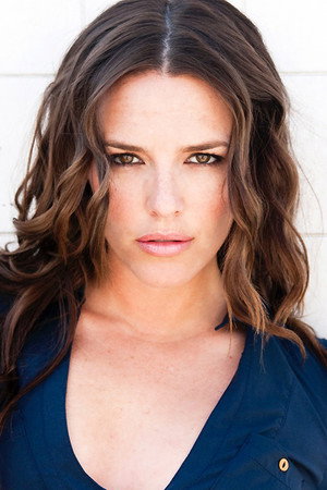 Cover image for Holly Lynch