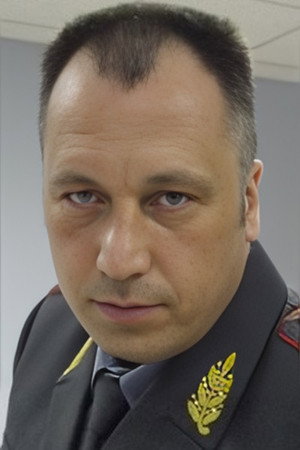 Cover image for Олег Смирнов